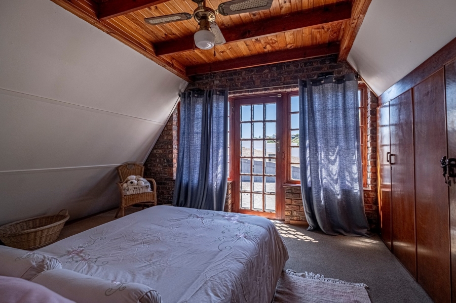 To Let 4 Bedroom Property for Rent in Amsterdamhoek Eastern Cape
